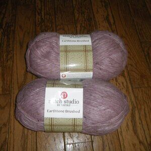 2 Giant Skeins Stitch Studio by Nicole Earthtone Brushed Yarn Color Mauve 571yds